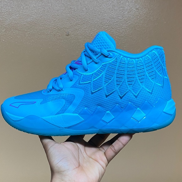 PUMA LaMelo Ball MB.01 Men’s Basketball Sneakers “Blue” Size 11